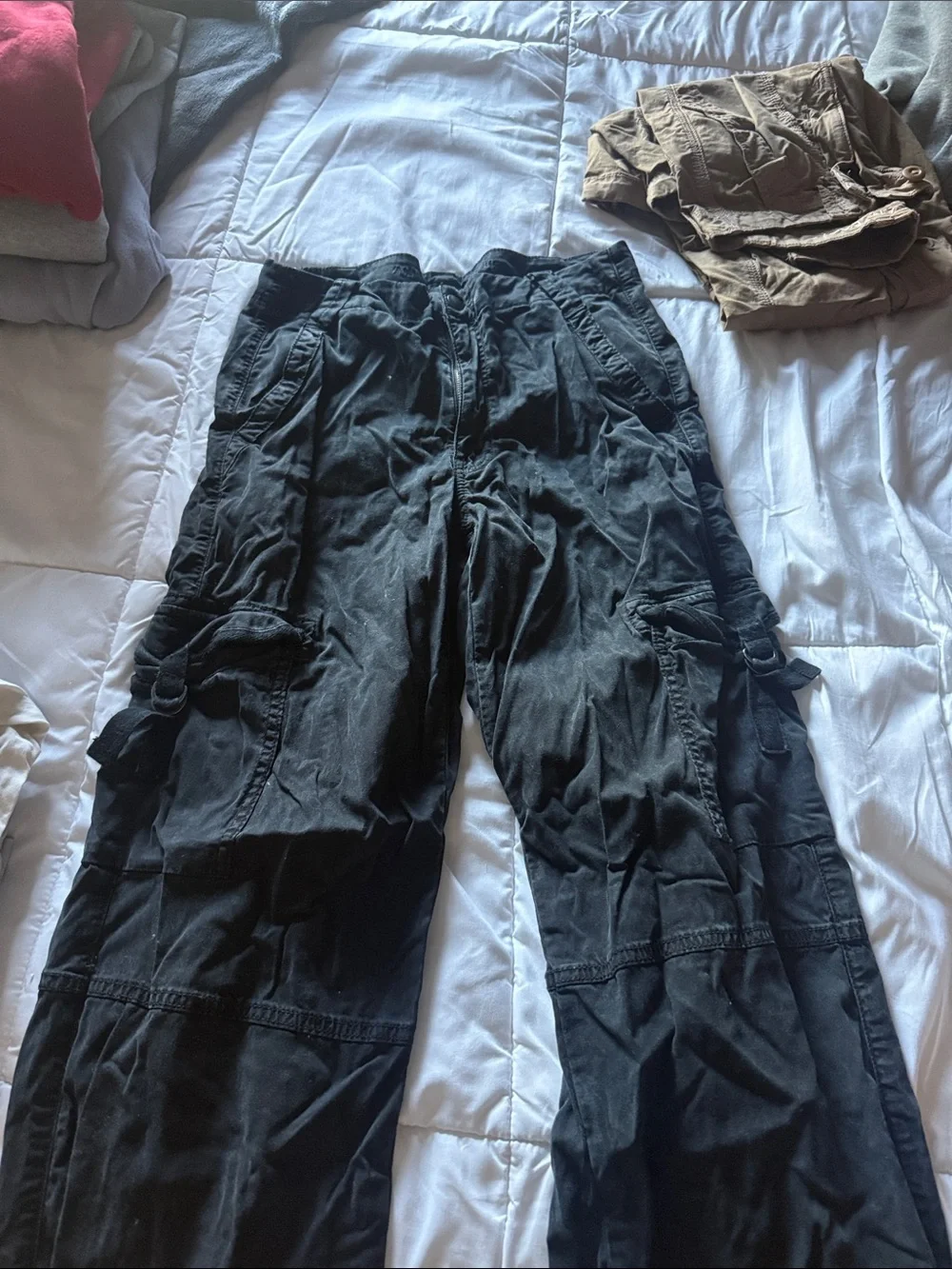 American Eagle Outfitters Black Cargo Pants with Utility Pockets
